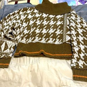 Free People Cotton cropped sweater XL